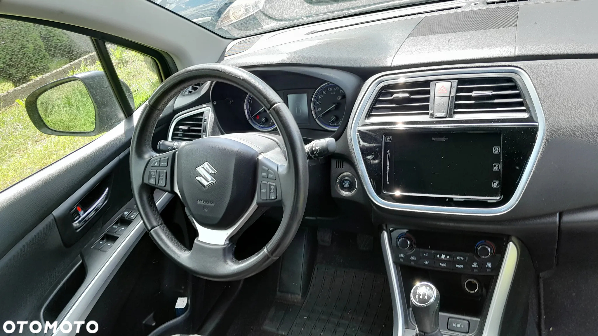 Suzuki SX4 S-Cross 1.0 T Comfort - 14