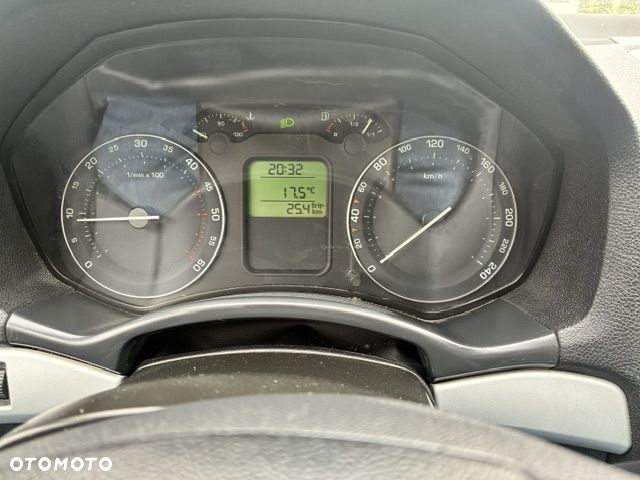 Skoda Octavia - 8