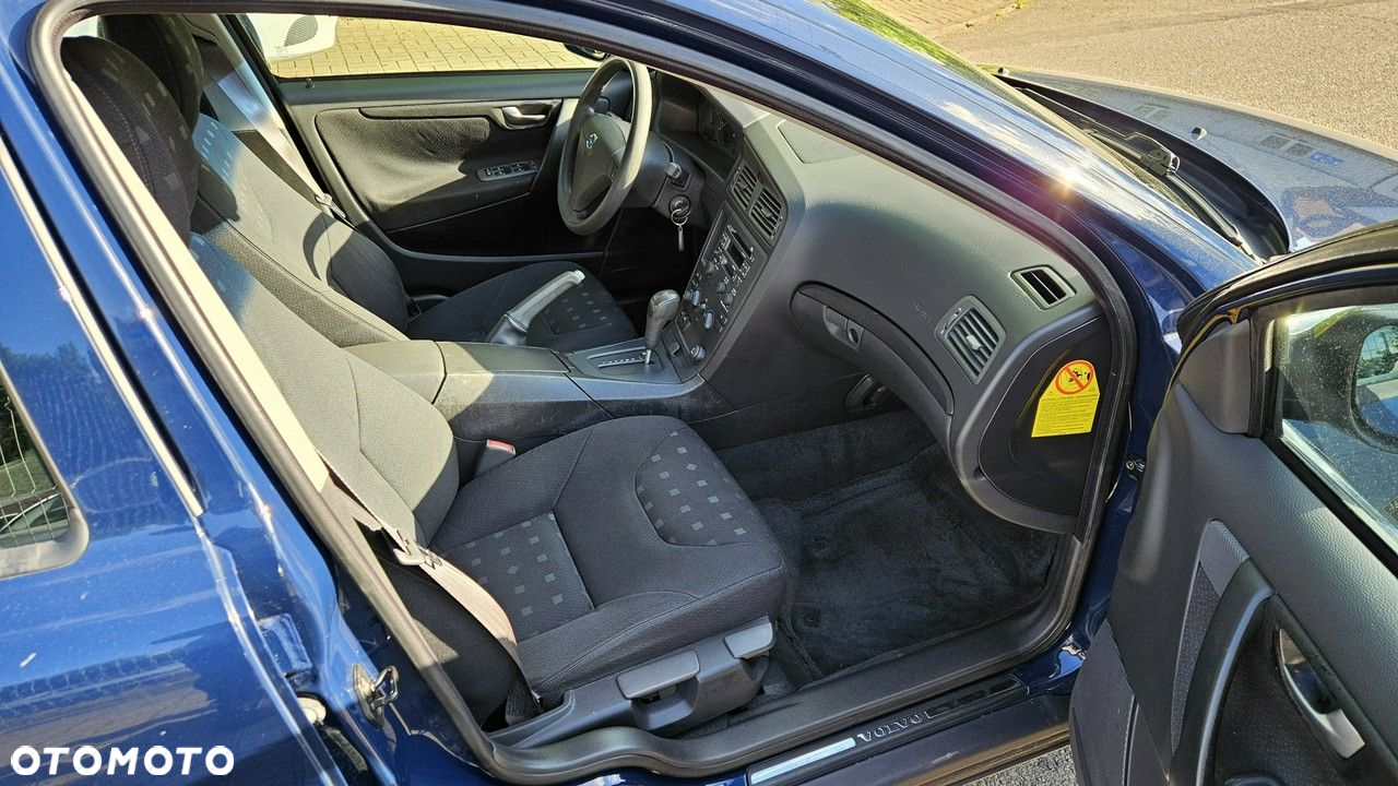 Volvo S60 2.4 Edition - 17