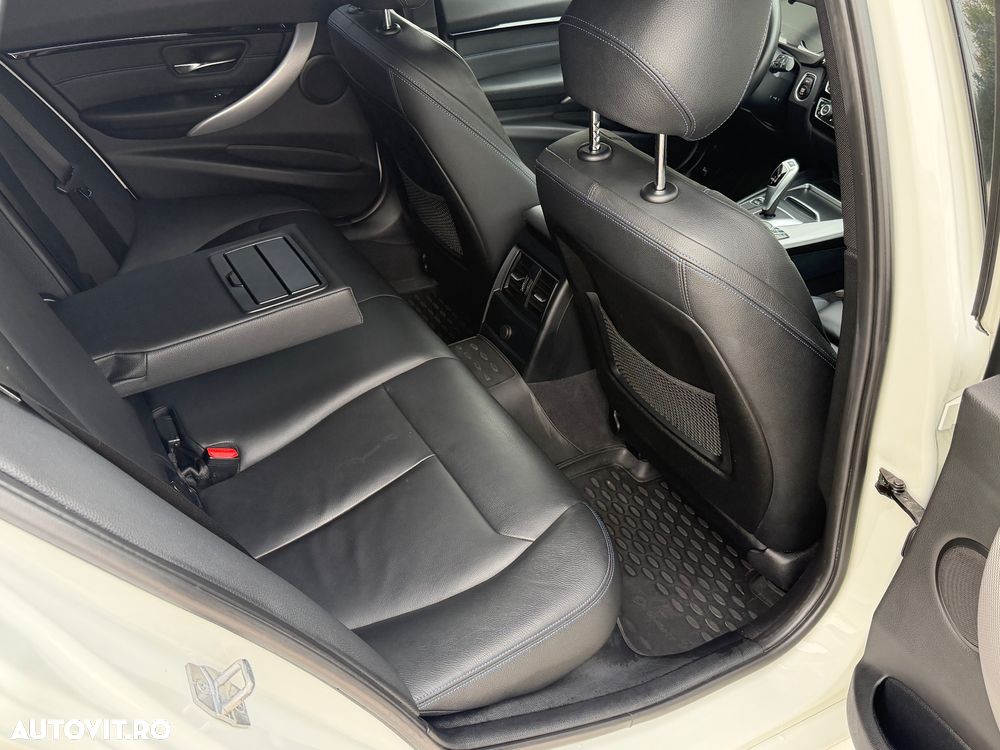 BMW Seria 3 320i xDrive Aut. M Sport - 24