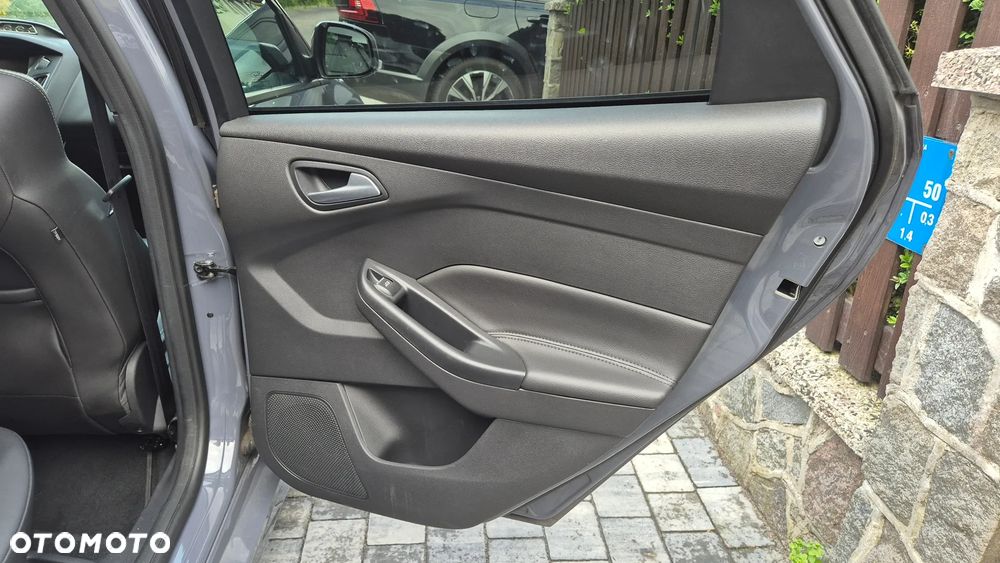 Ford Focus 2.0 TDCi ST PowerShift - 14