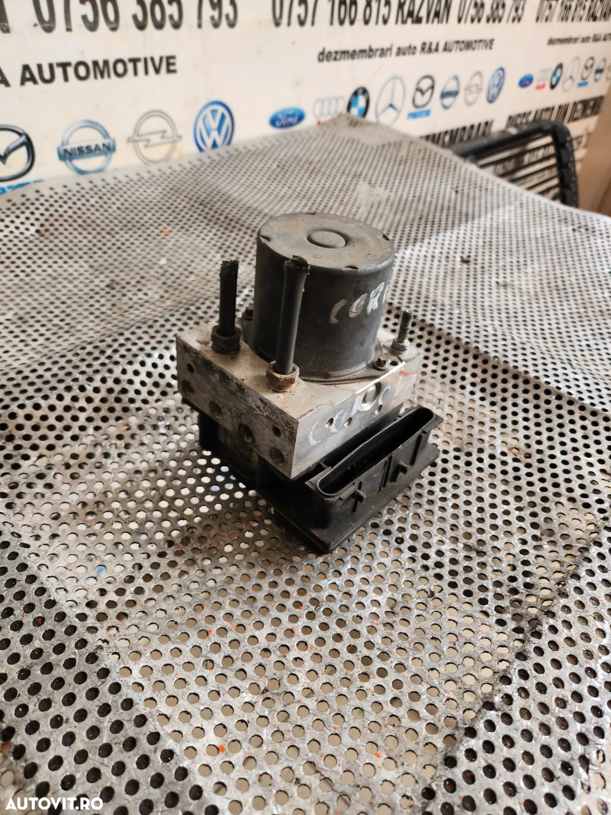 Modul Pompa Unitate ABS Toyota Corolla Verso 2.2 Diesel Cod -0F020 - Dezmembrari Arad - 3