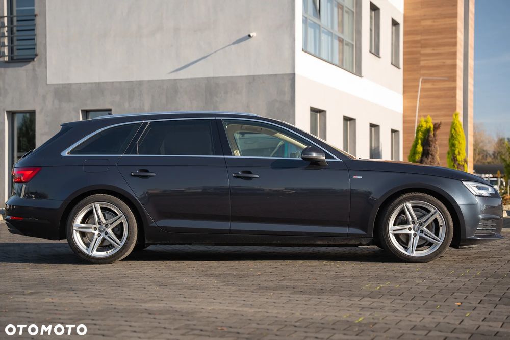 Audi A4 Avant 2.0 TDI Design - 17
