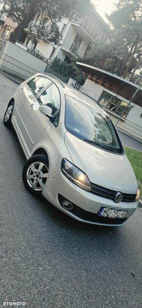 Volkswagen Golf - 1