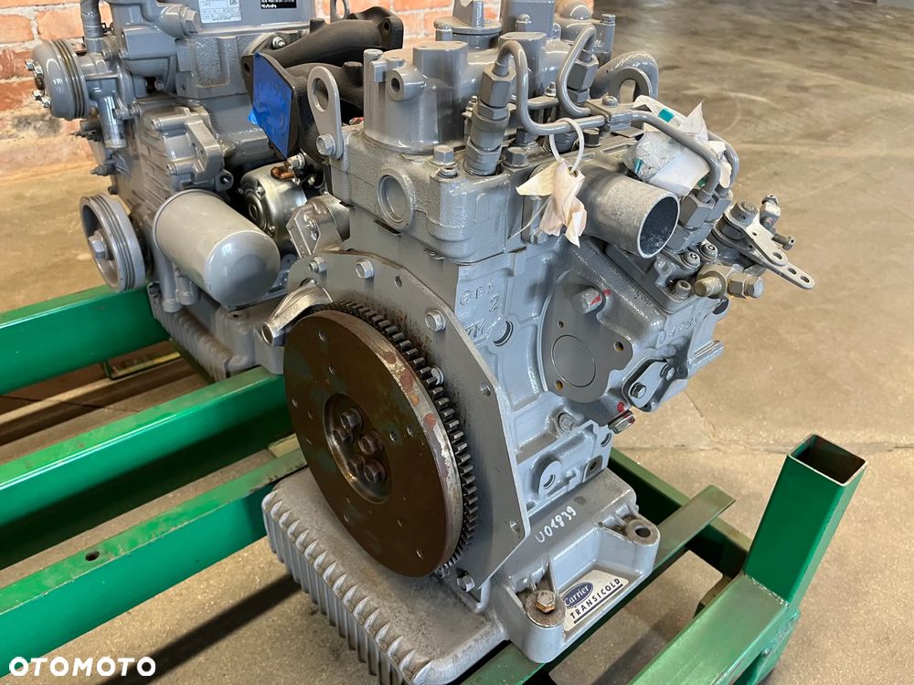FV23% Silnik Kubota Z482 Nowy Kompletny - 9