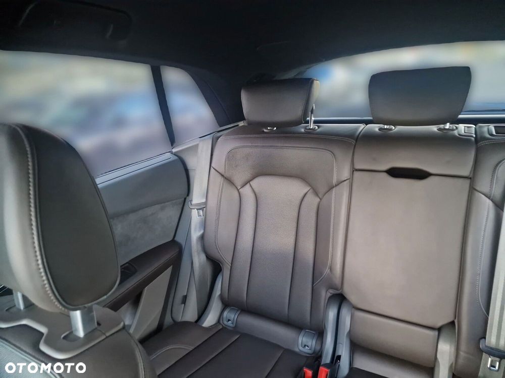 Audi Q8 - 25