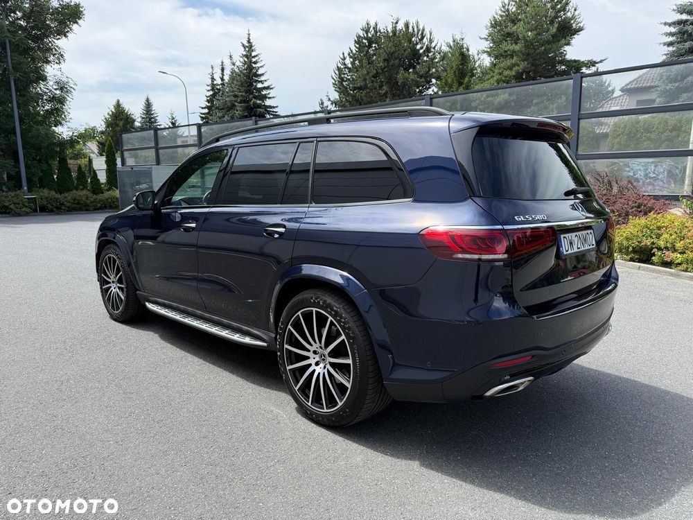Mercedes-Benz GLS - 8