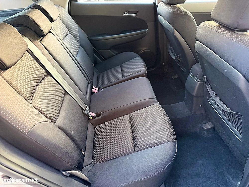 Hyundai i30 1.4 CVVT Blue Comfort - 12