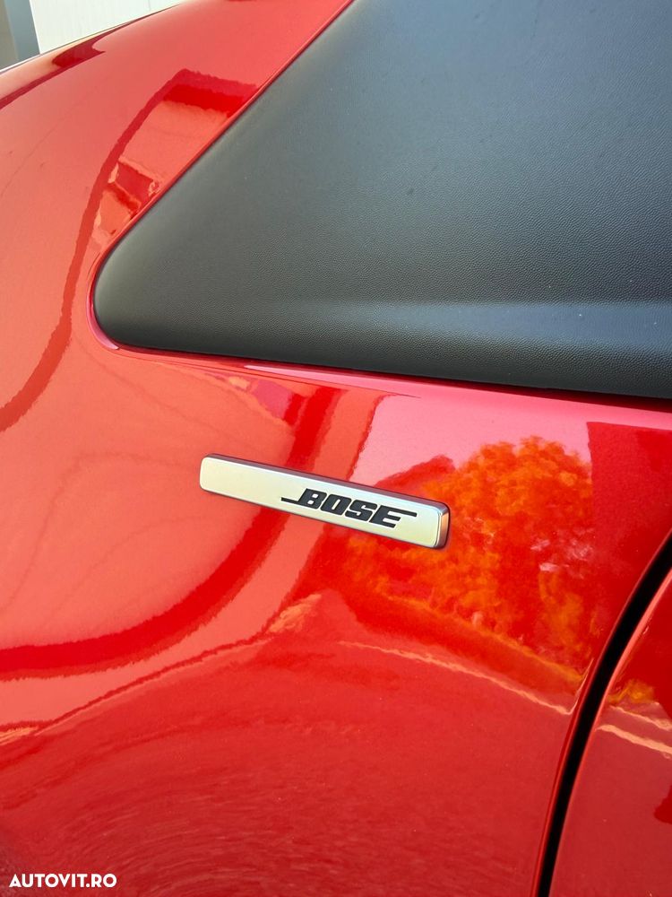 Renault Captur TCe 150 EDC GPF BOSE EDITION - 14