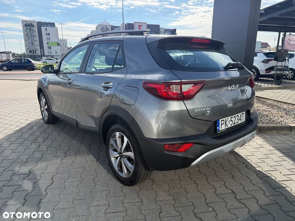 Kia Stonic 1.2 M - 10