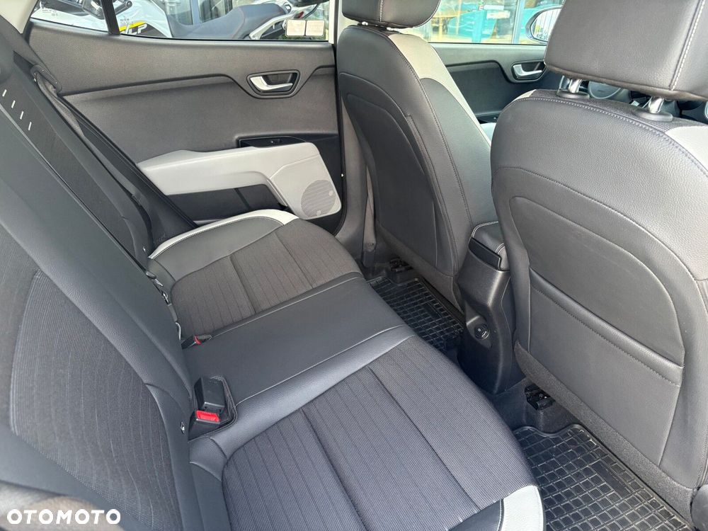 Kia Stonic - 15