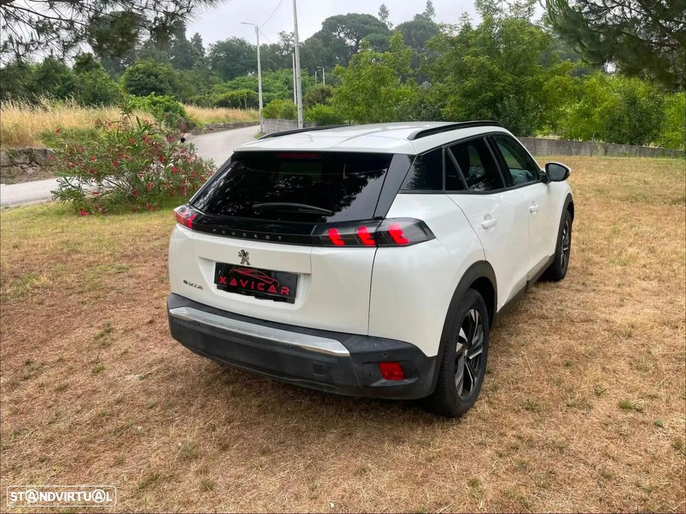 Peugeot e-2008 Allure - 5
