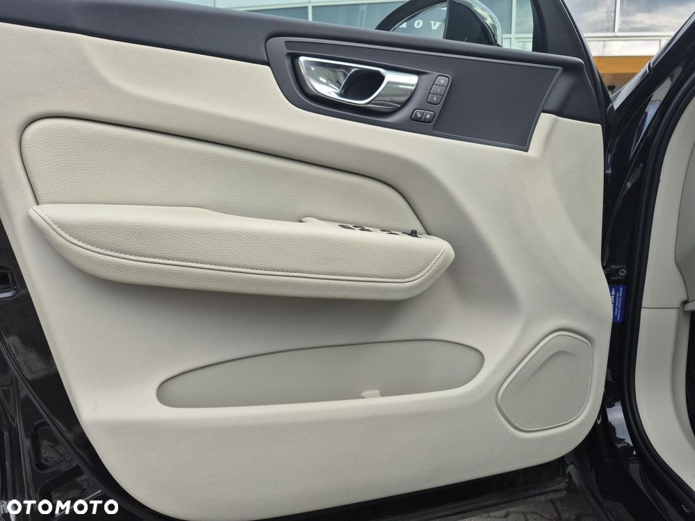 Volvo XC 60 - 18