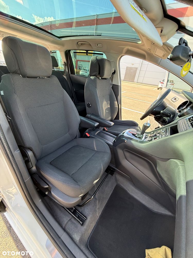 Peugeot 5008 2.0 HDi Allure 7os - 10