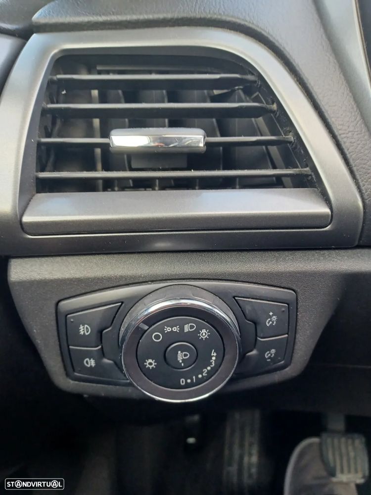 Ford Mondeo SW 1.6 TDCi Titanium - 5