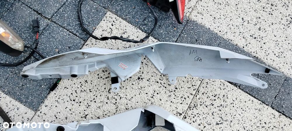 KAWASAKI NINJA 300 LAMPA REFLEKTOR CZASZA OWIEWKA WYPEŁNIENIE OGON LUSTERKO - 13