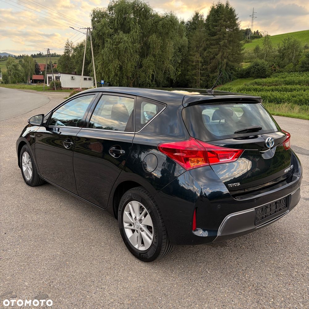 Toyota Auris 1.8 HSD Prestige NAVI - 12