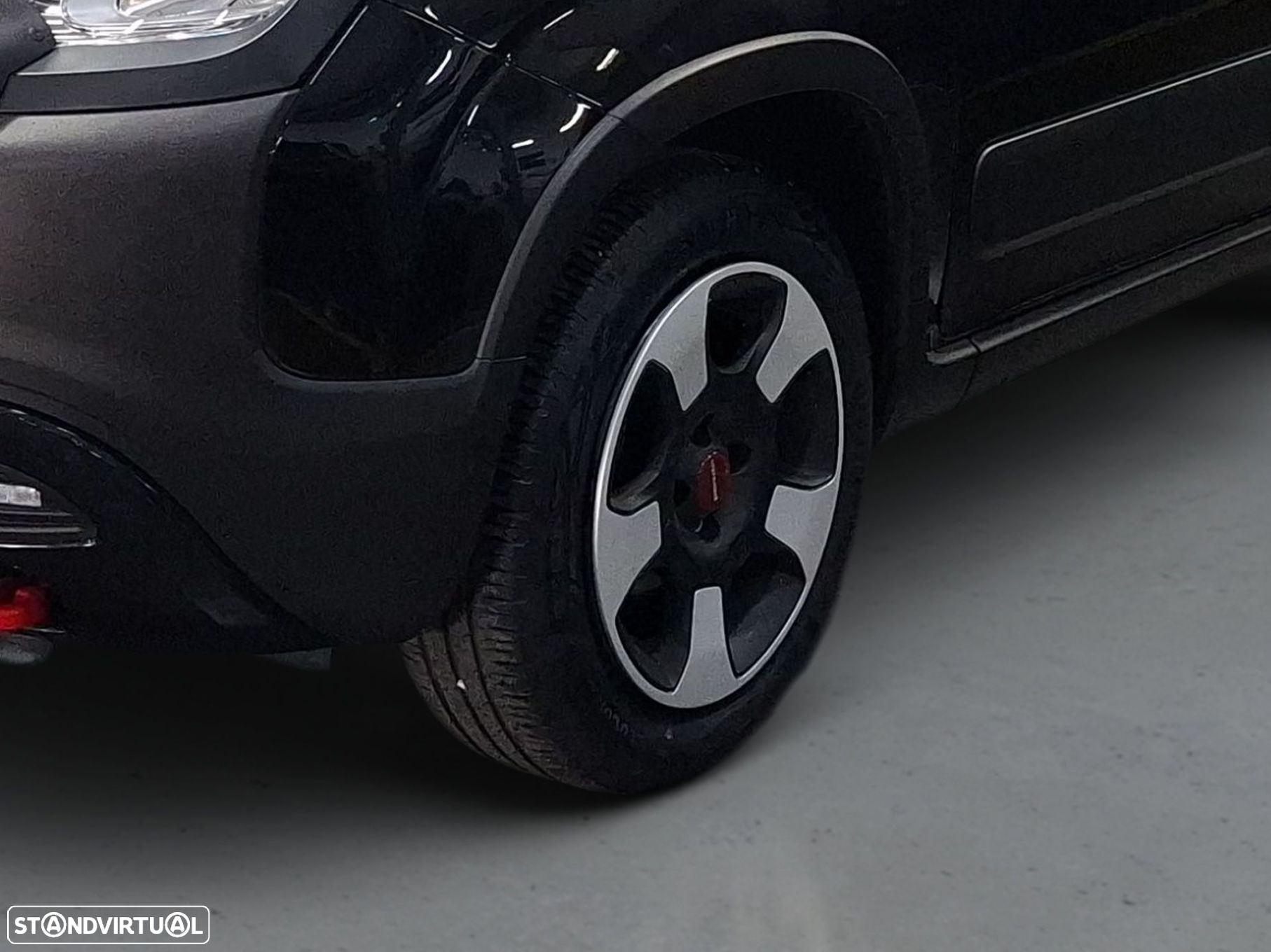 Fiat Panda 1.0 Hybrid City Cross - 4