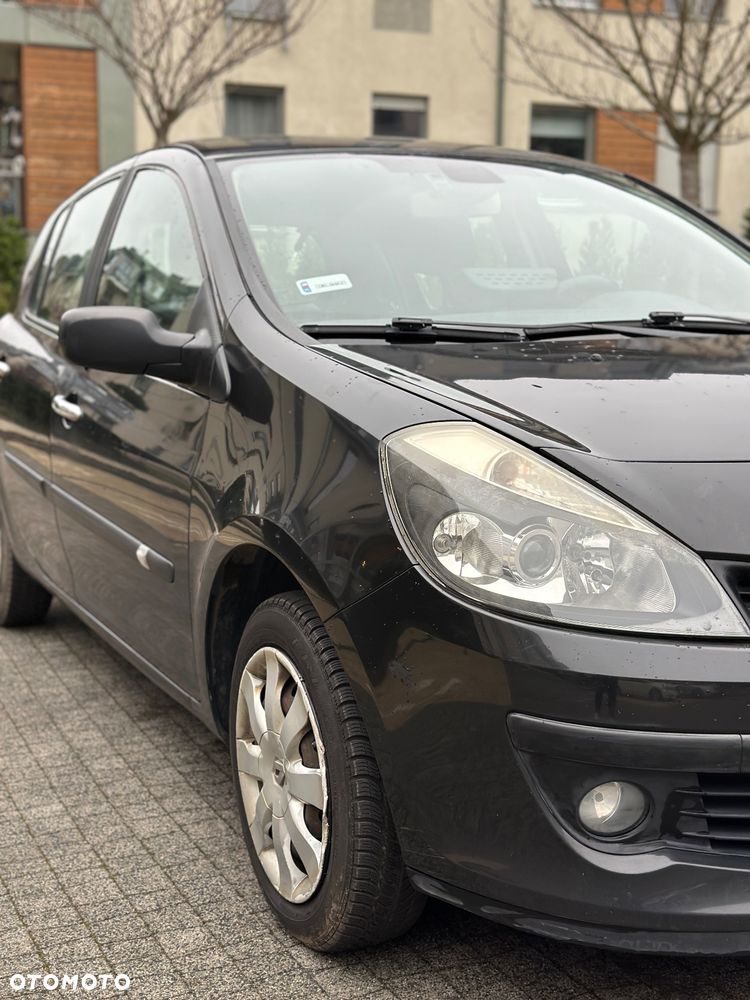 Renault Clio 1.2 16V Expression - 2