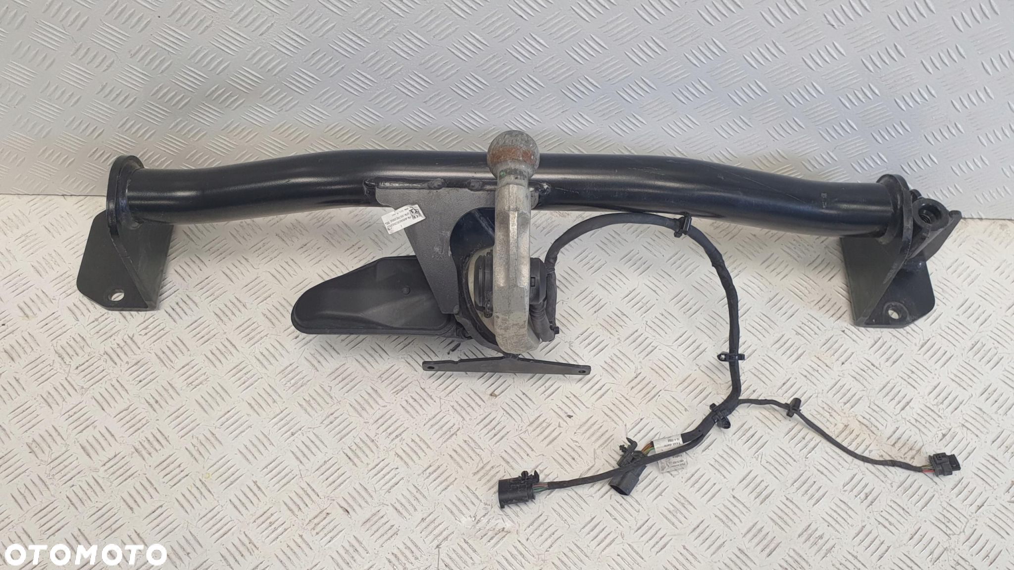 BMW X1 U11 HAK HOLOWNICZY Elektryczny 10069418-006 - 1