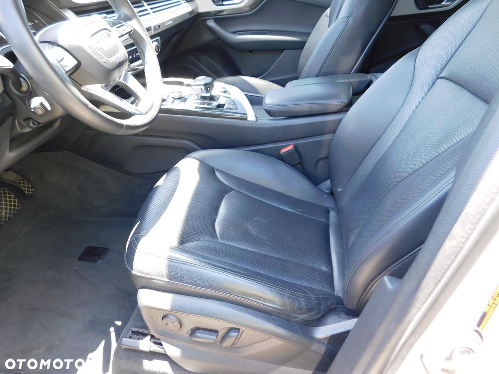 Audi Q7 - 31