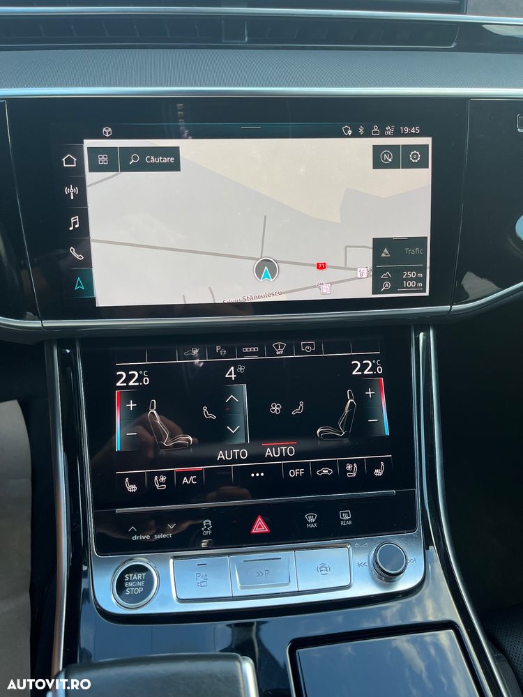 Audi A8 - 17