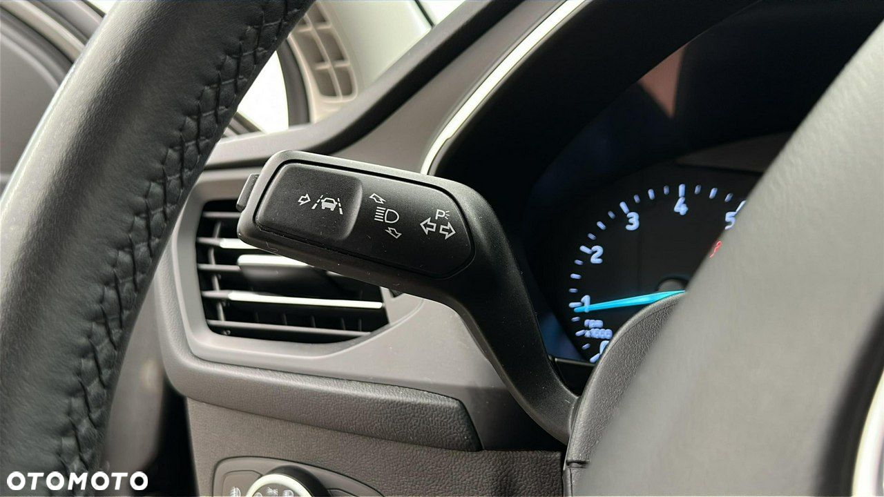 Ford Focus 1.0 EcoBoost Trend Edition - 26