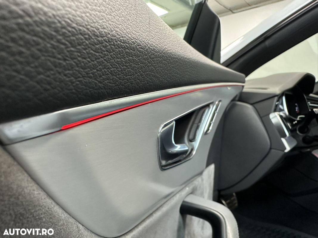 Audi Q8 3.0 55 TFSI e quattro Tiptronic - 23