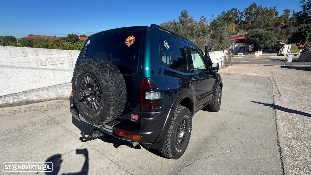 Mitsubishi Pajero - 6