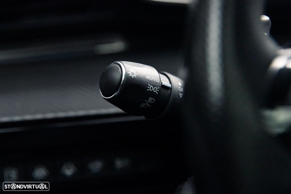 Peugeot 508 1.6 Hybrid GT e-EAT8 - 33