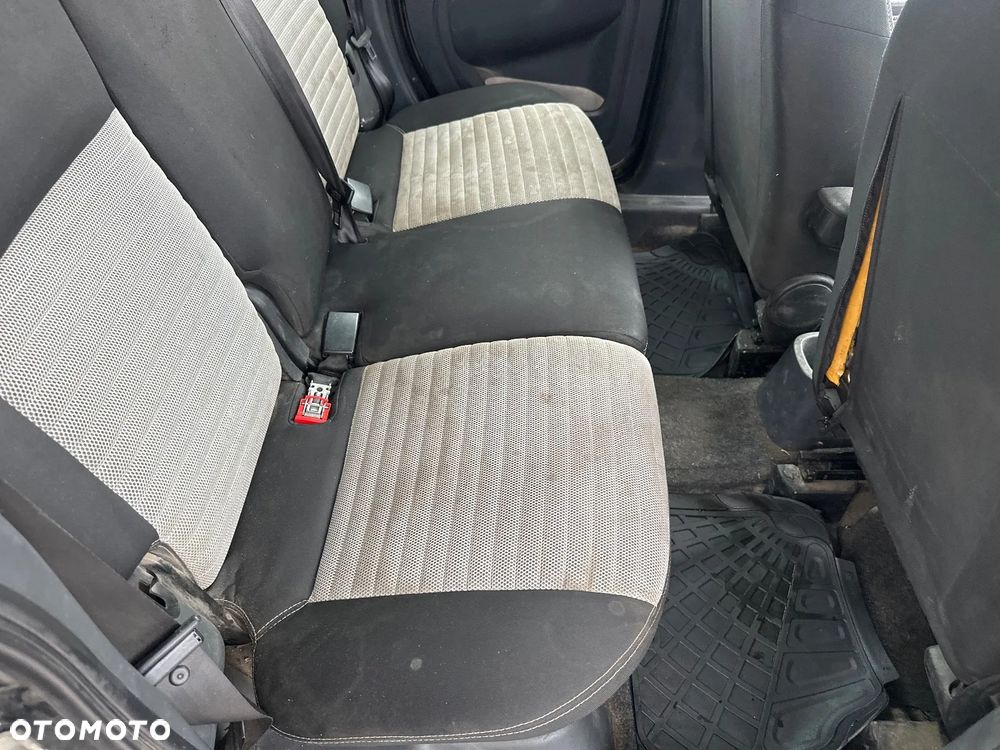 Fiat Qubo - 19