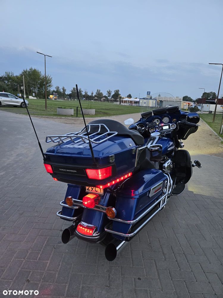 Harley-Davidson FLHTCU Ultra - 8