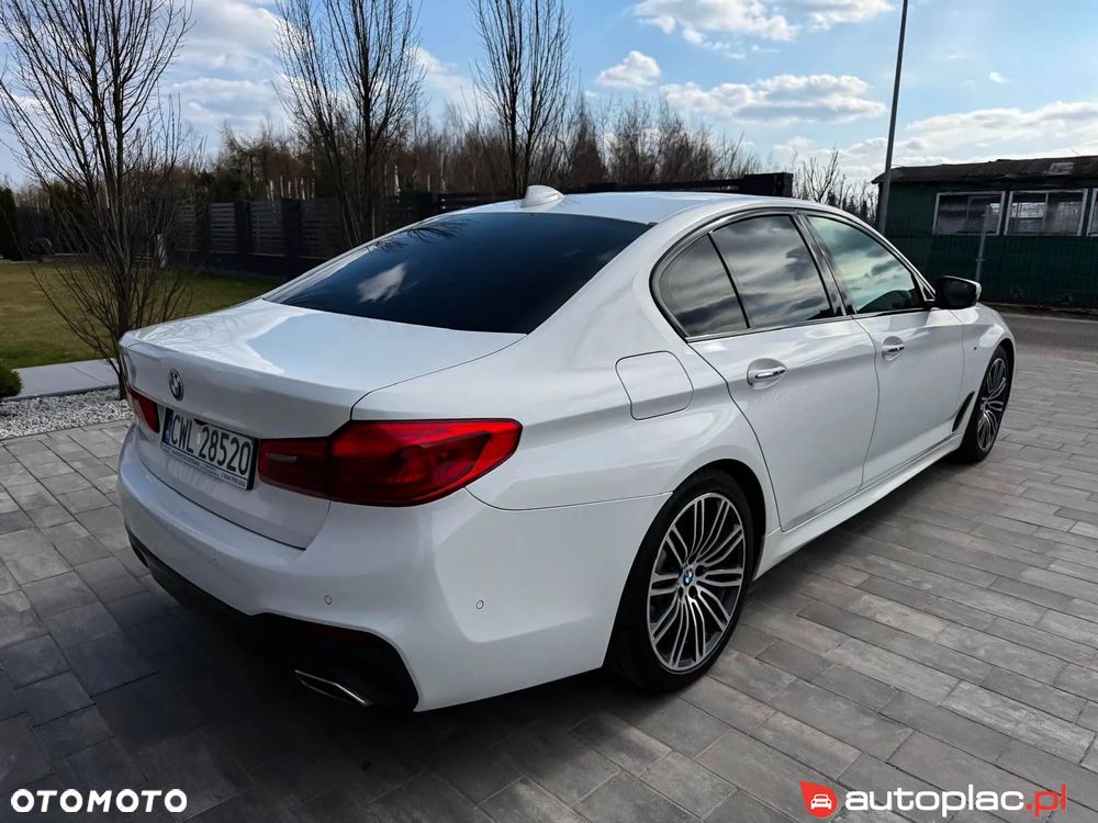 BMW Seria 5 520d M Sport sport - 17
