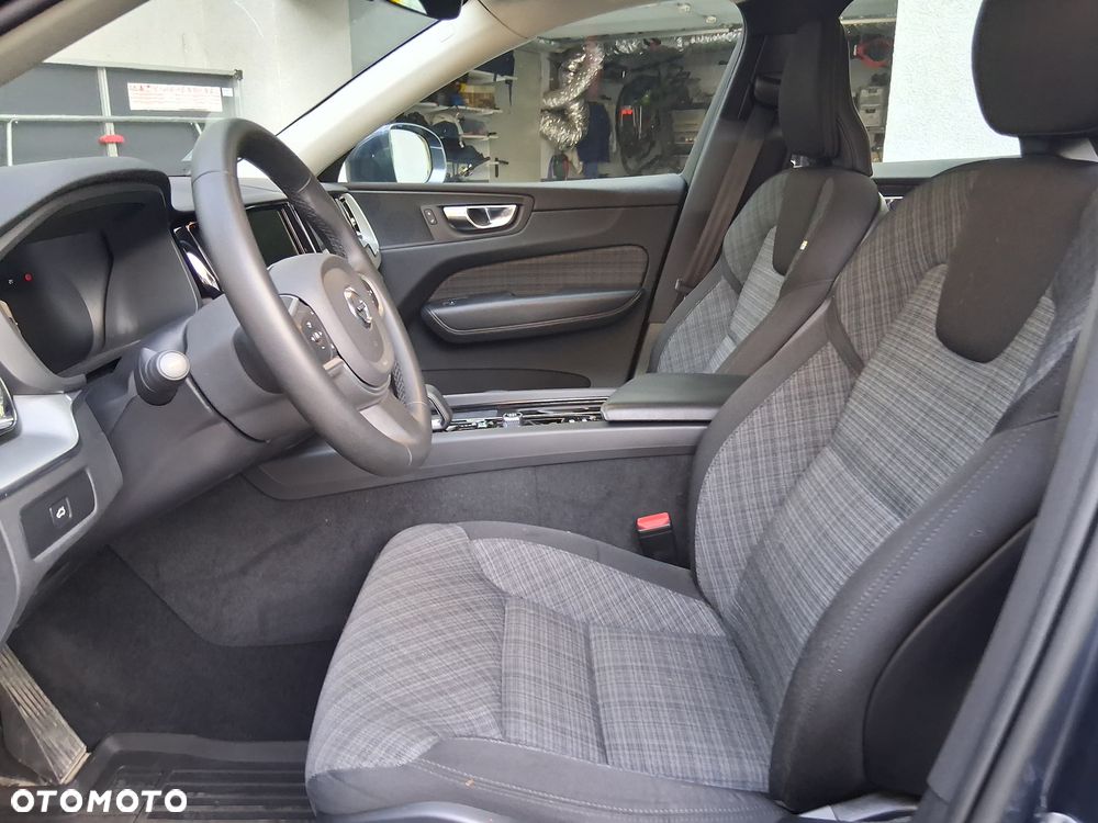 Volvo XC 60 B4 D Core - 5