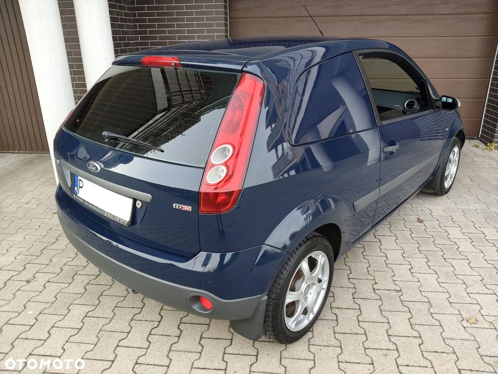 Ford Fiesta 2008 photo 4
