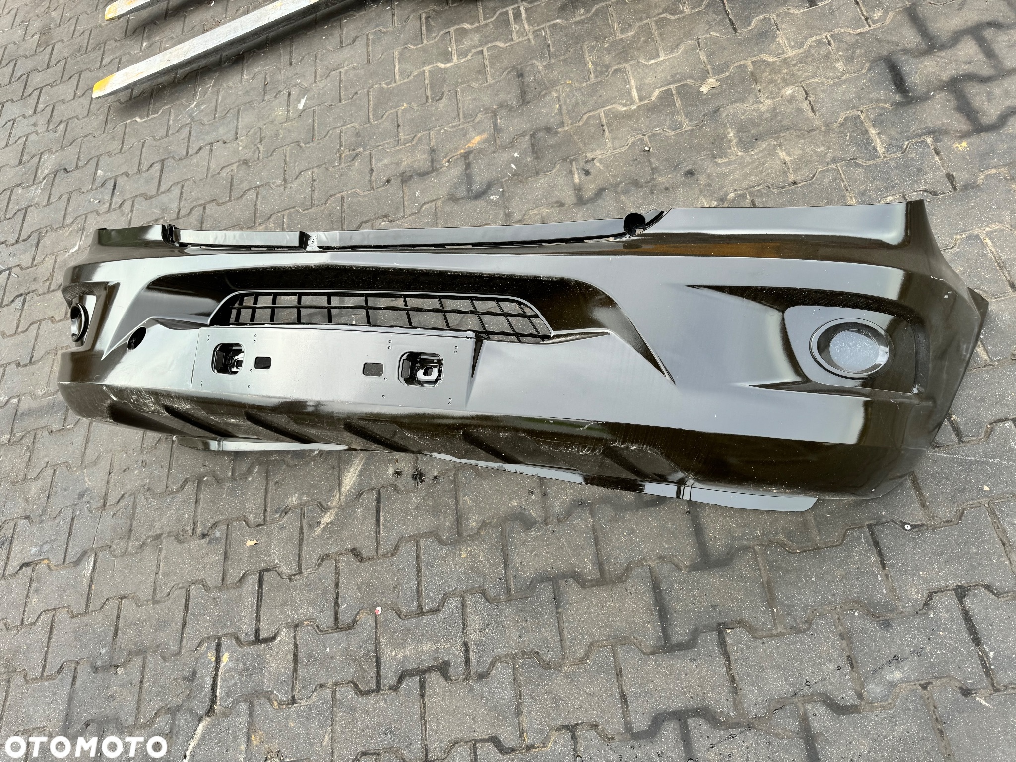 Zderzak przedni Mercedes Sprinter - 2