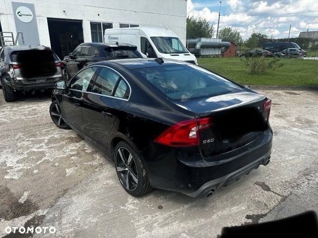 Volvo S60 T3 Summum - 10