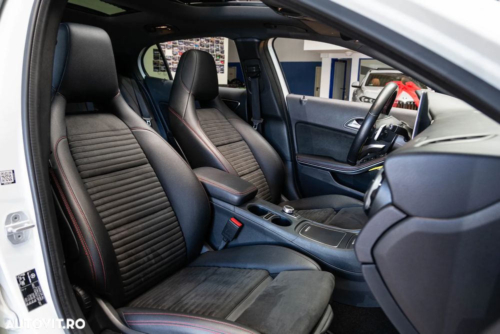 Mercedes-Benz GLA 200 (CDI) d 4Matic 7G-DCT AMG Line - 31