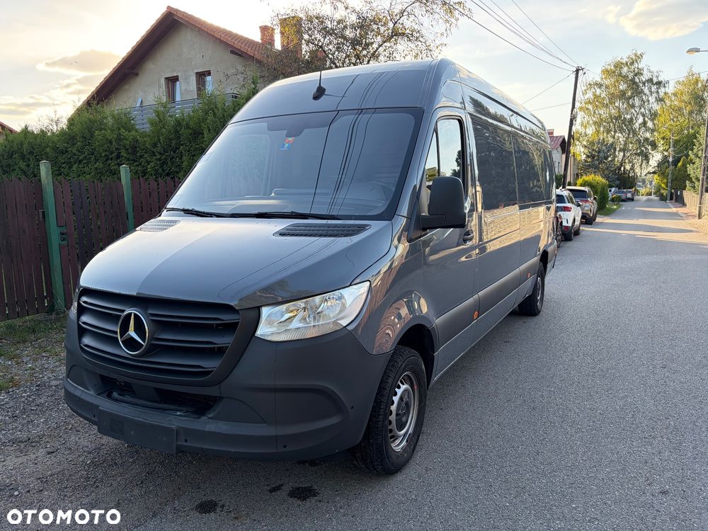Mercedes-Benz Sprinter - 21