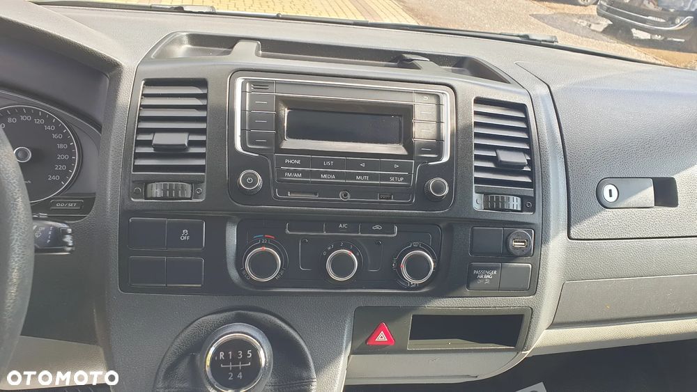 Volkswagen Transporter - 14