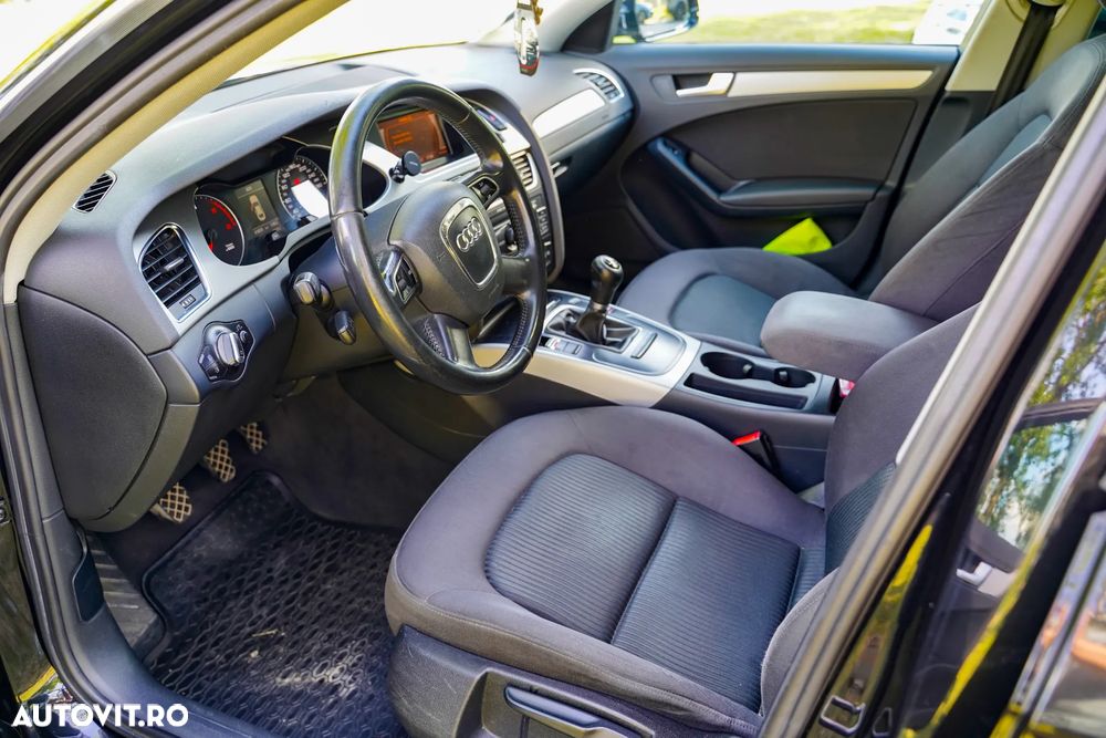Audi A4 2.0 TDI B8 - 17