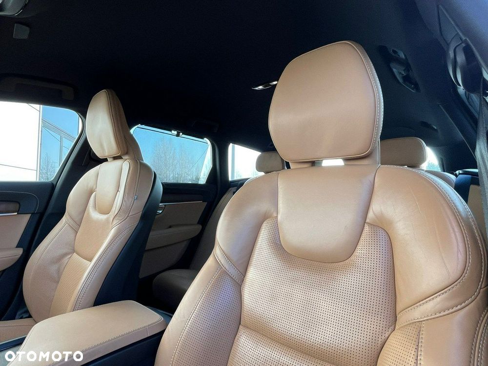 Volvo V90 - 15