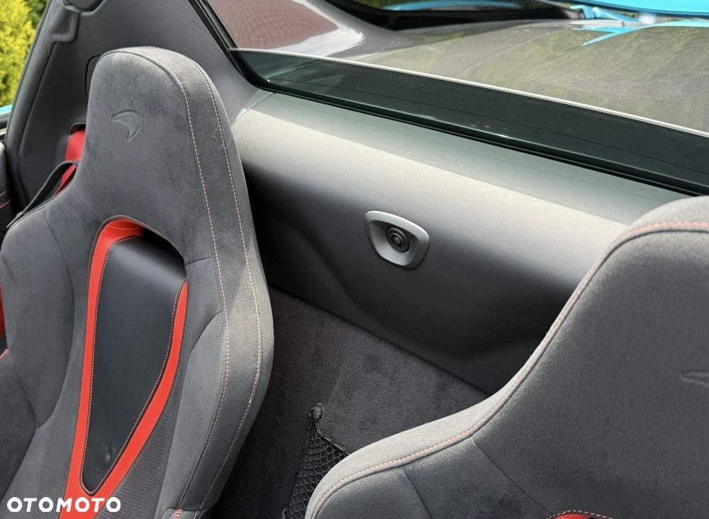 McLaren 720S Spider Performance - 6