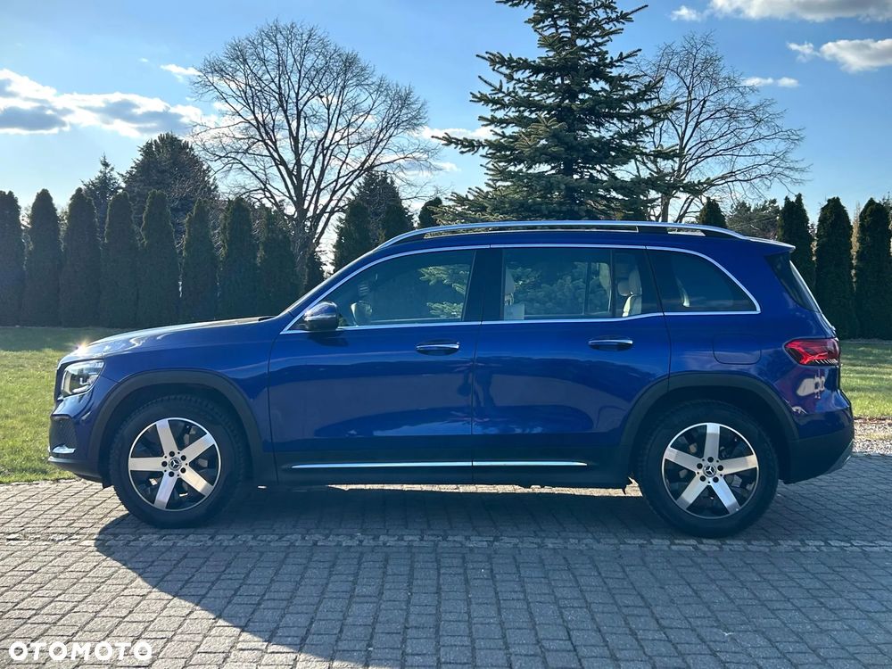 Mercedes-Benz GLB - 14