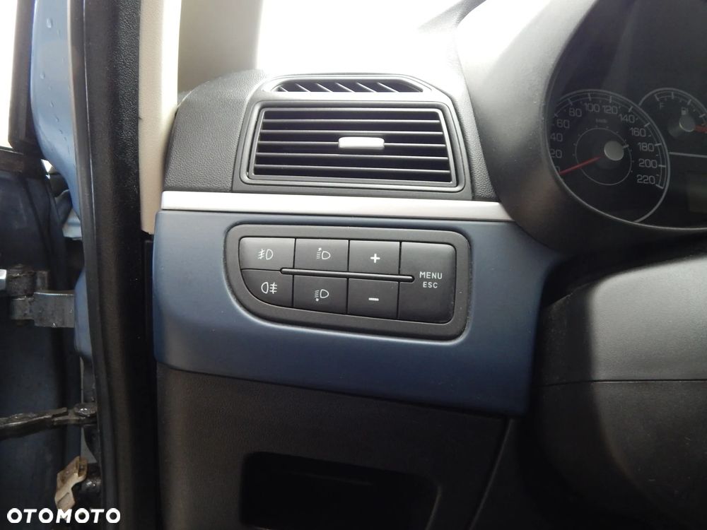 Fiat Grande Punto 1.4 8V GP - 24