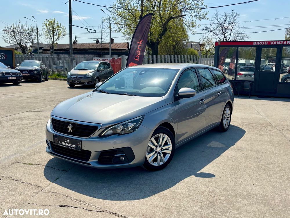Peugeot 308 - 1