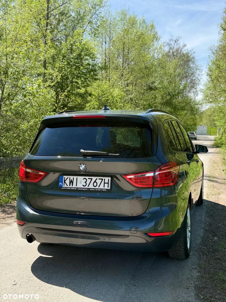 BMW Seria 2 216d - 2