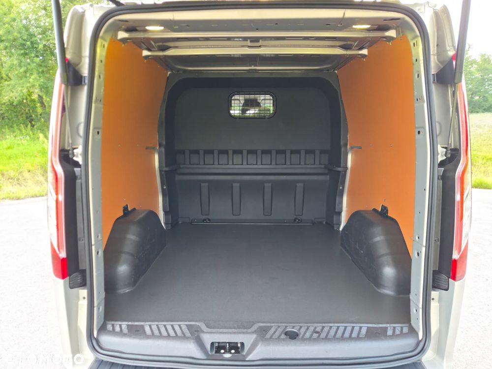 Ford Transit Custom - 24