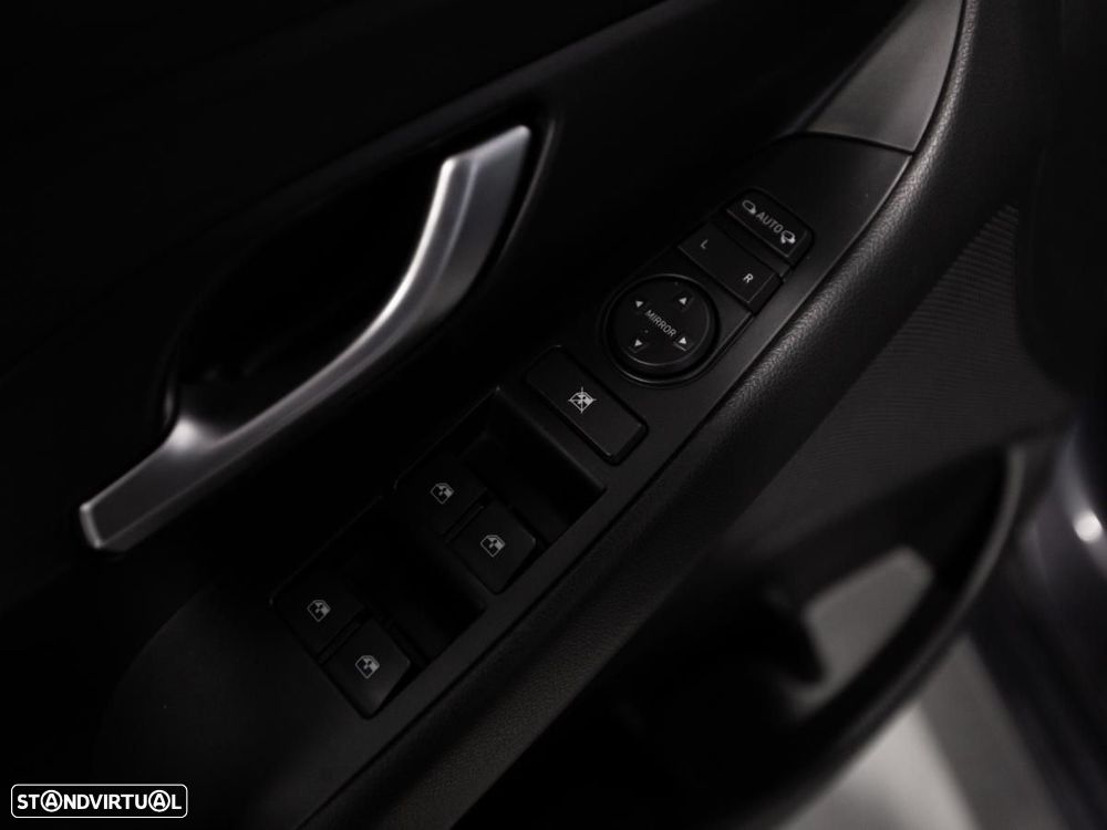 Hyundai i30 SW 1.6 CRDi Style - 13