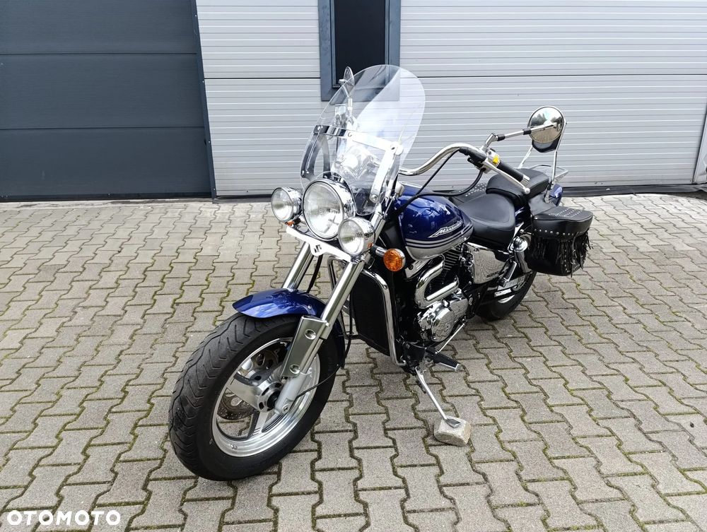 Suzuki Marauder - 12